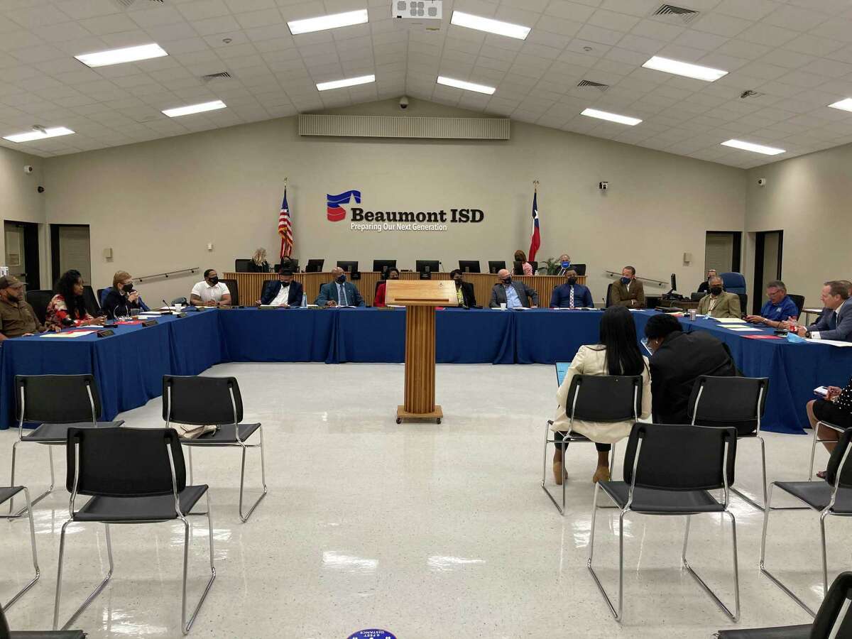 Beaumont council, BISD rebuilding working relationship