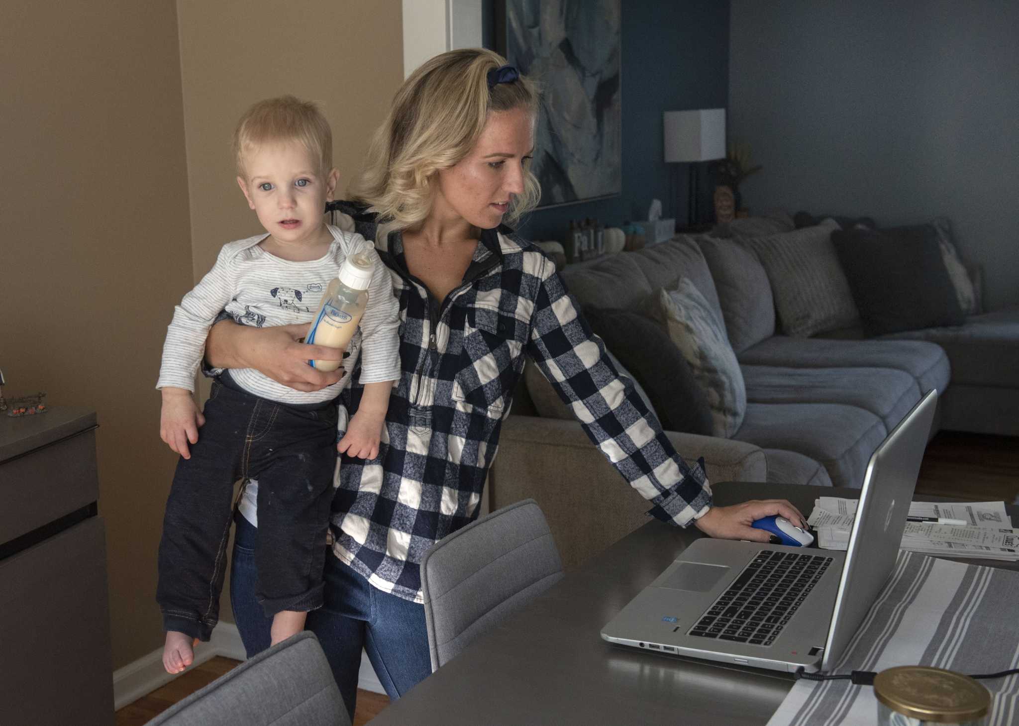 'I can't afford to do that': Families seeking child care are finding themselves in a desert - Vimarsana News