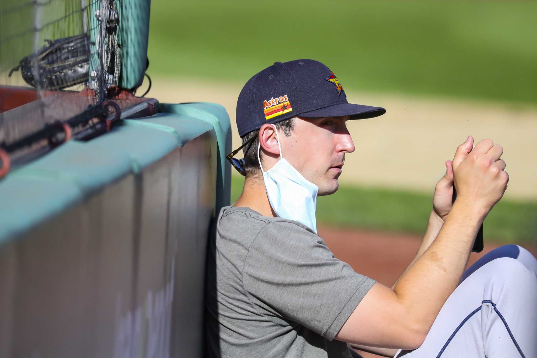 Fourth Astros coach out due to health and safety protocols