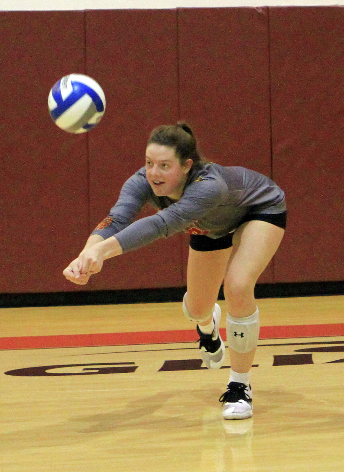 The Ferris State volleyball team earned a home sweep against Kalamazoo College Wednesday evening at the Ewigleben Sports Area.