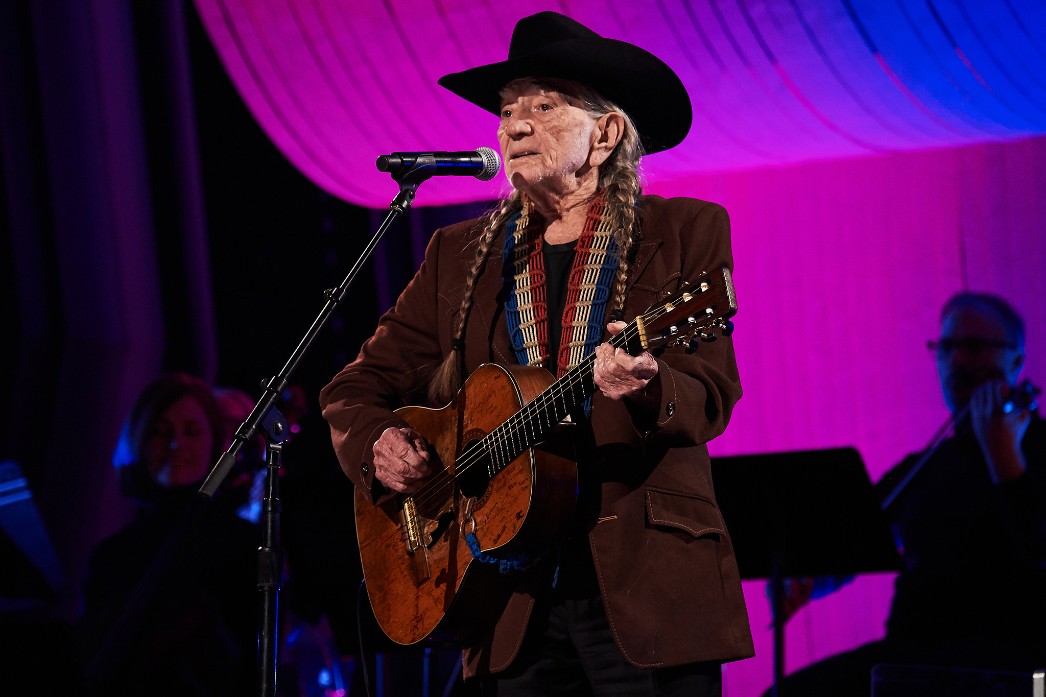 Willie Nelson, Avett Brothers, and more are coming to the Shoreline ...