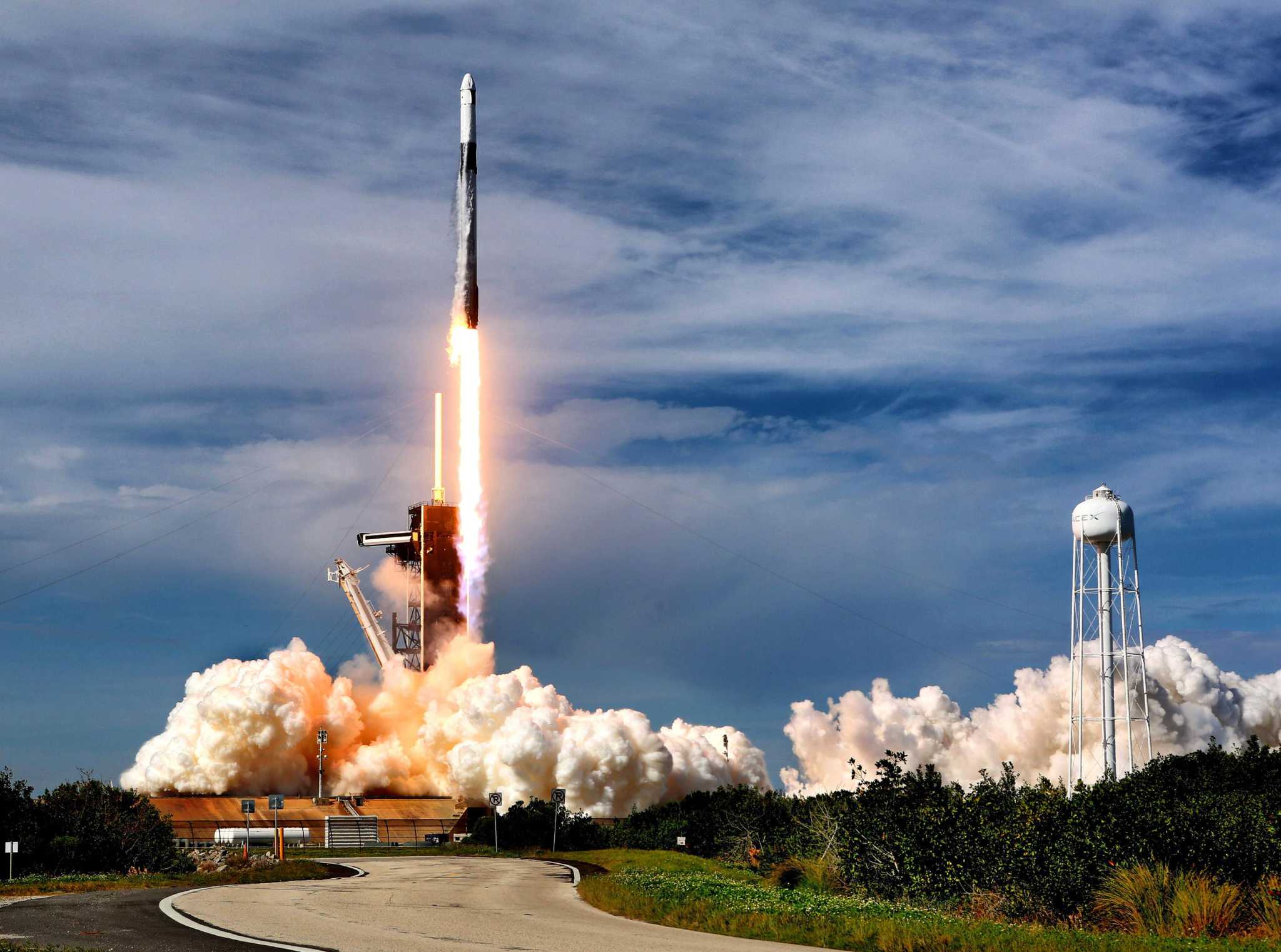 Halloween launch: SpaceX to send astronauts toward International Space Station on October 31 - Vimarsana News