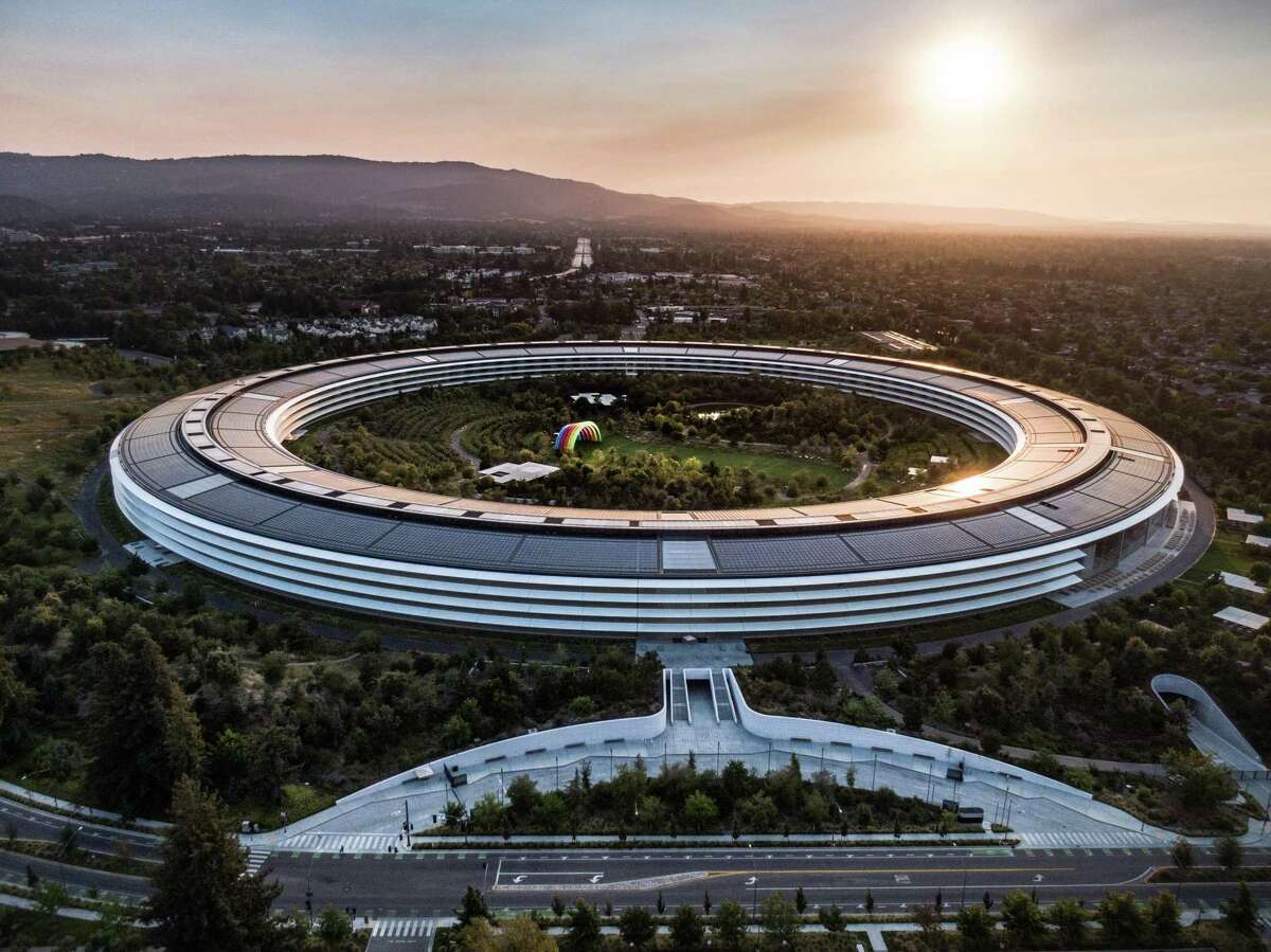 Apple will require all unvaccinated employees at its Cupertino headquarters to submit to daily coronavirus tests, starting Nov. 1.