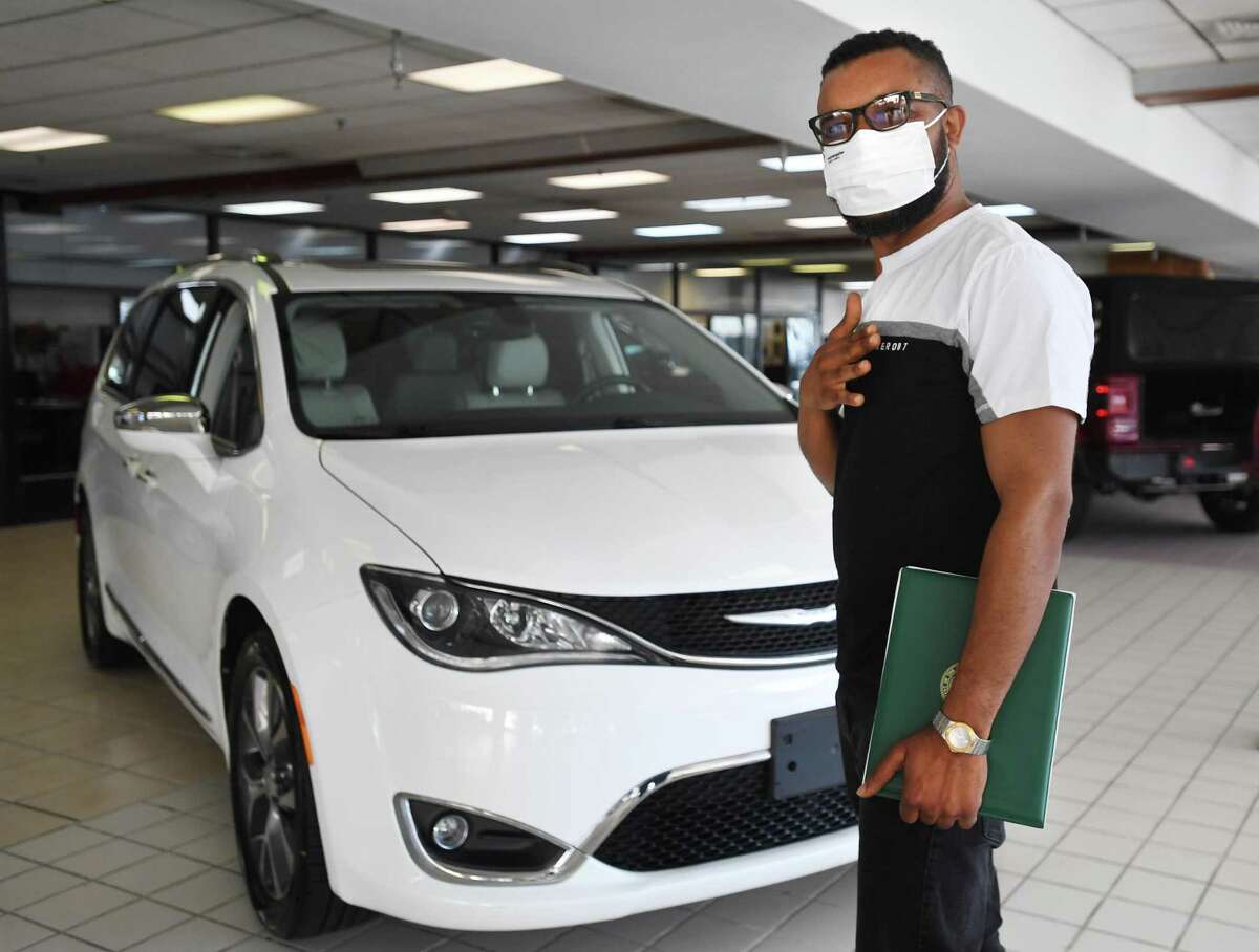 Veteran presented a free car at Fairfield dealership