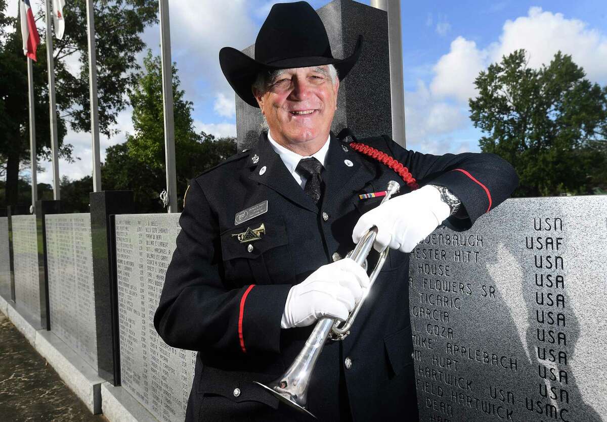 Beaumont bugler pays respects with taps
