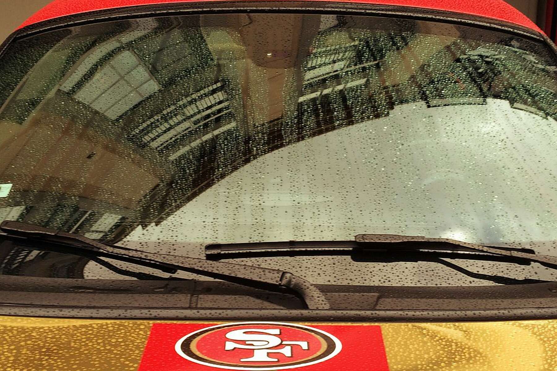 49ers Colts A Cursed Matchup The Nation Is Subjected To Is Going To Be Disgustingly Wet Windy