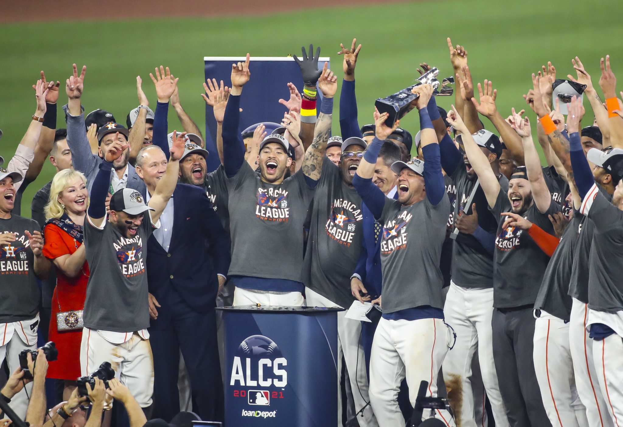 ALCS Game 6: How Astros' pennant-clinching win over Red Sox played out