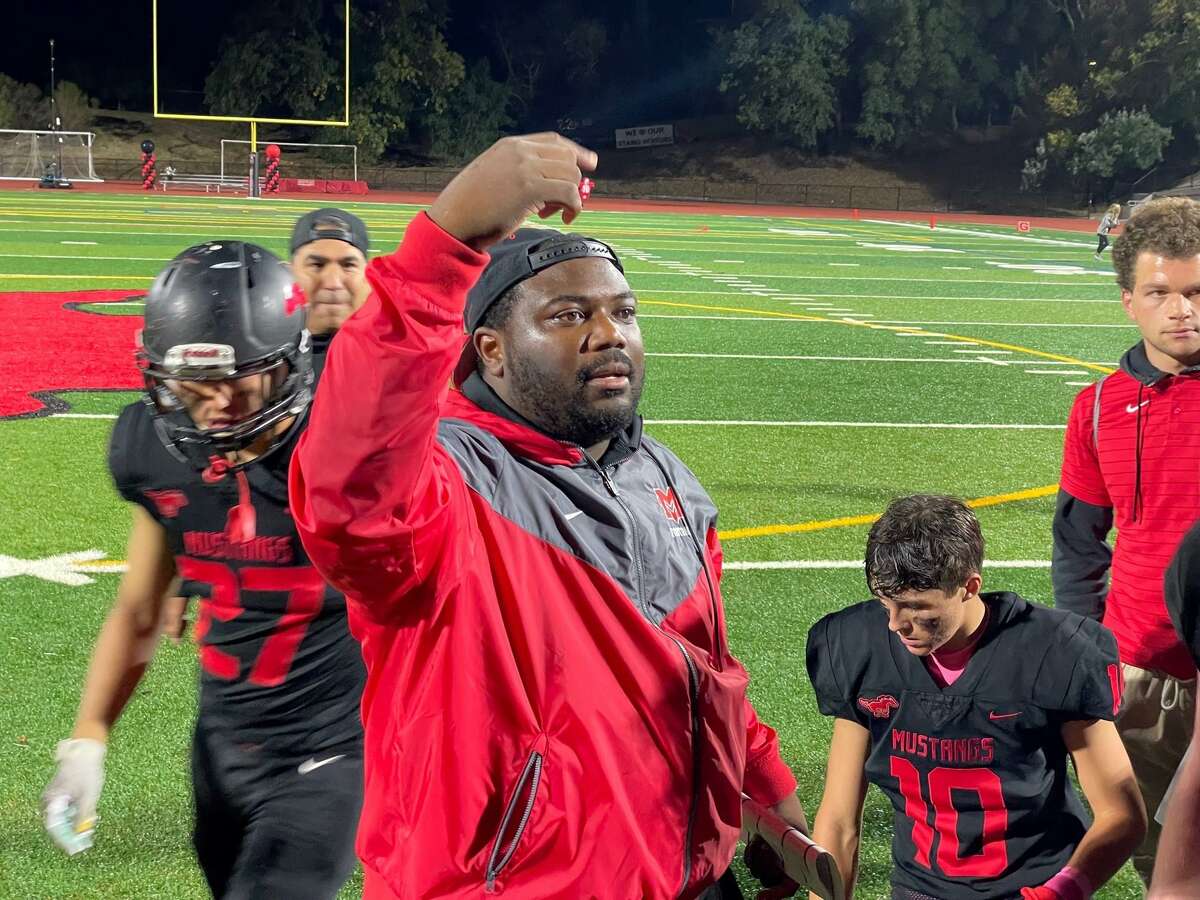 Bethel grad C.J. Anderson is new head coach at Monte Vista High