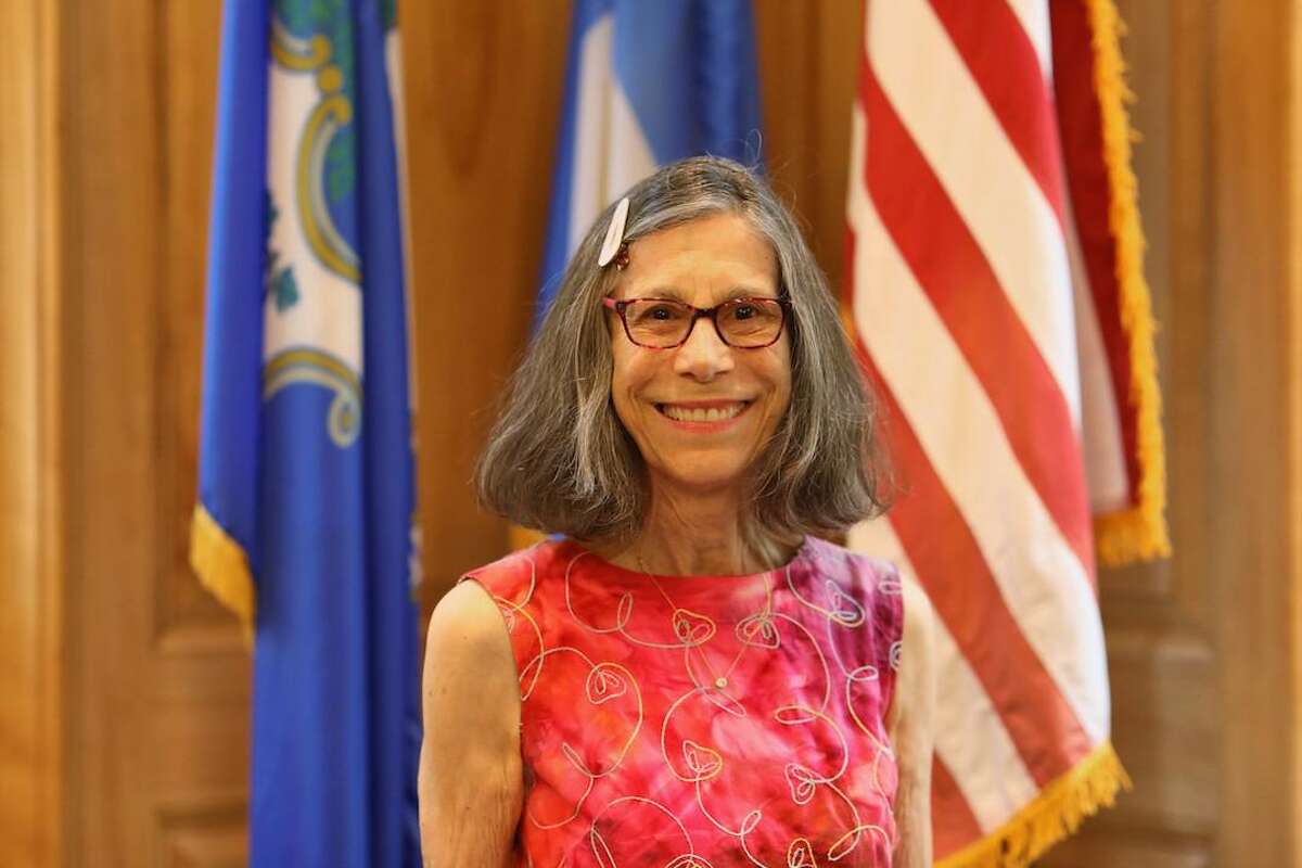 Betsy Ratner