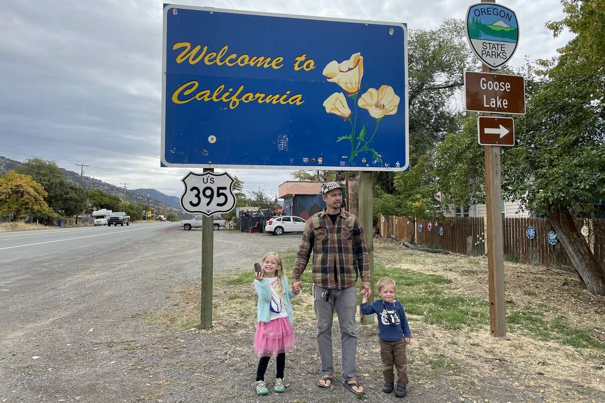 California Oregon Border Towns On The California Oregon Border Lakeview Is A High Desert Town Built On Hot Springs Dreams