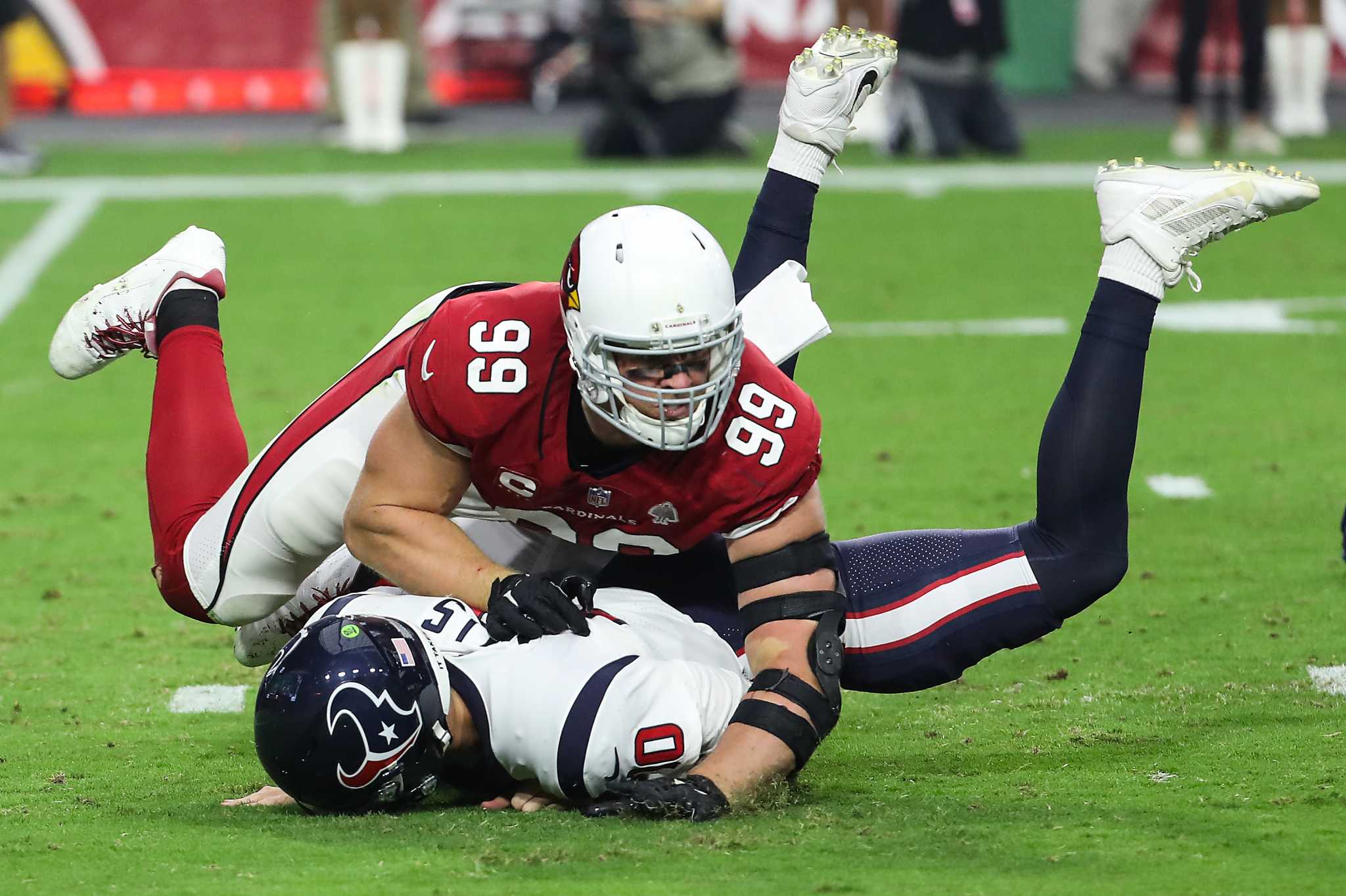 Arizona Cardinals linebacker Jordan Hicks (58) gives chase as