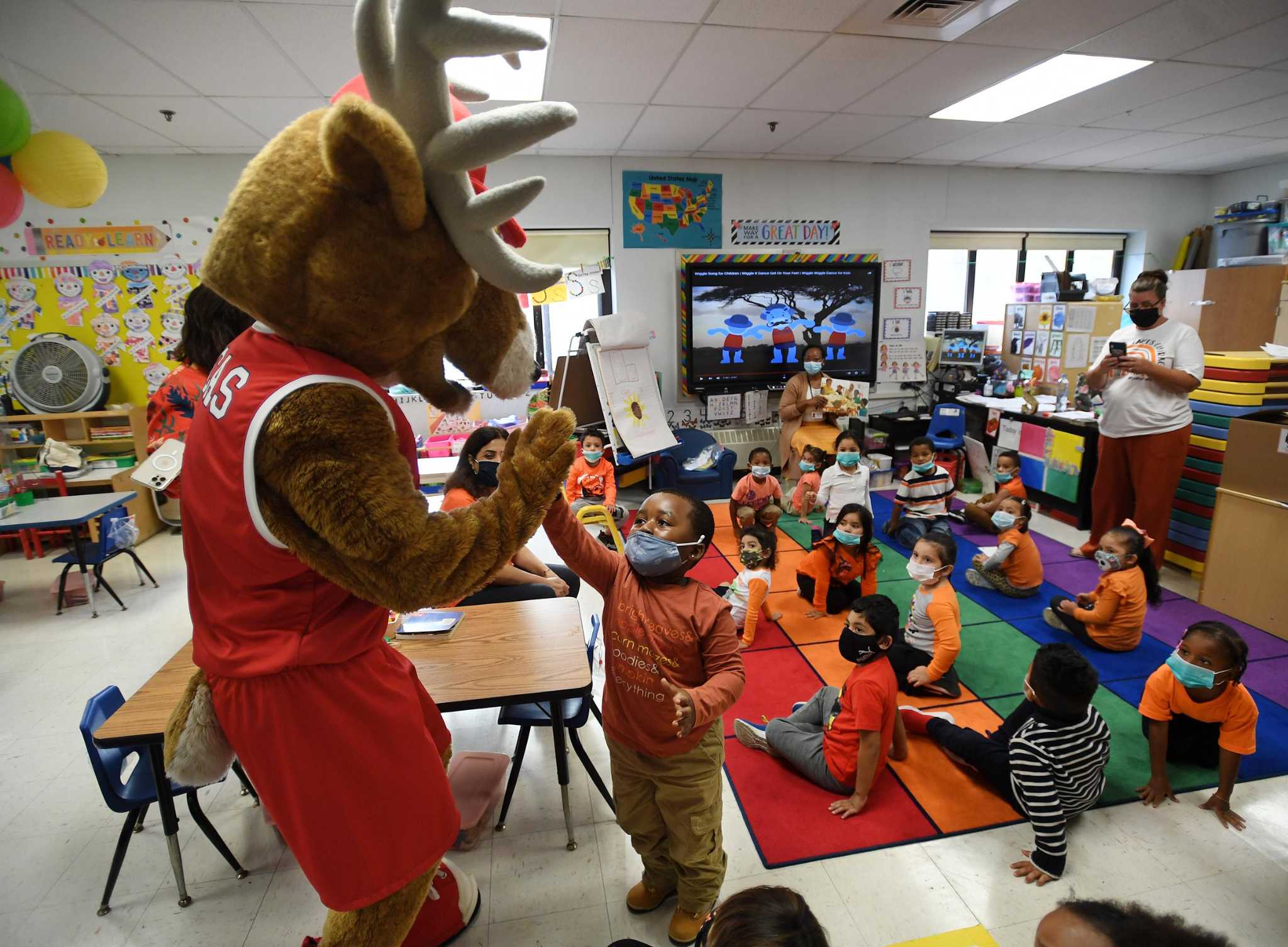 Bridgeport schools’ signature Read Aloud Day returns in person