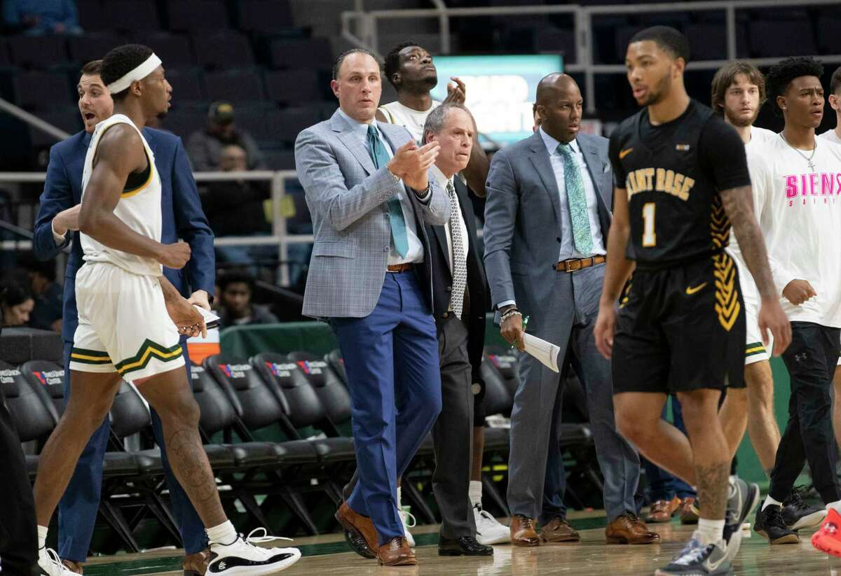 Siena men's basketball coach Carmen Maciariello is looking for more consistent defensive effort from his team.