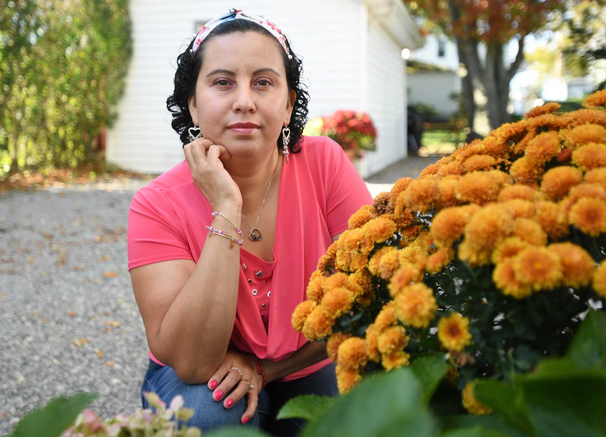 CT breast cancer centers work to address late diagnoses in Hispanic women - Vimarsana News