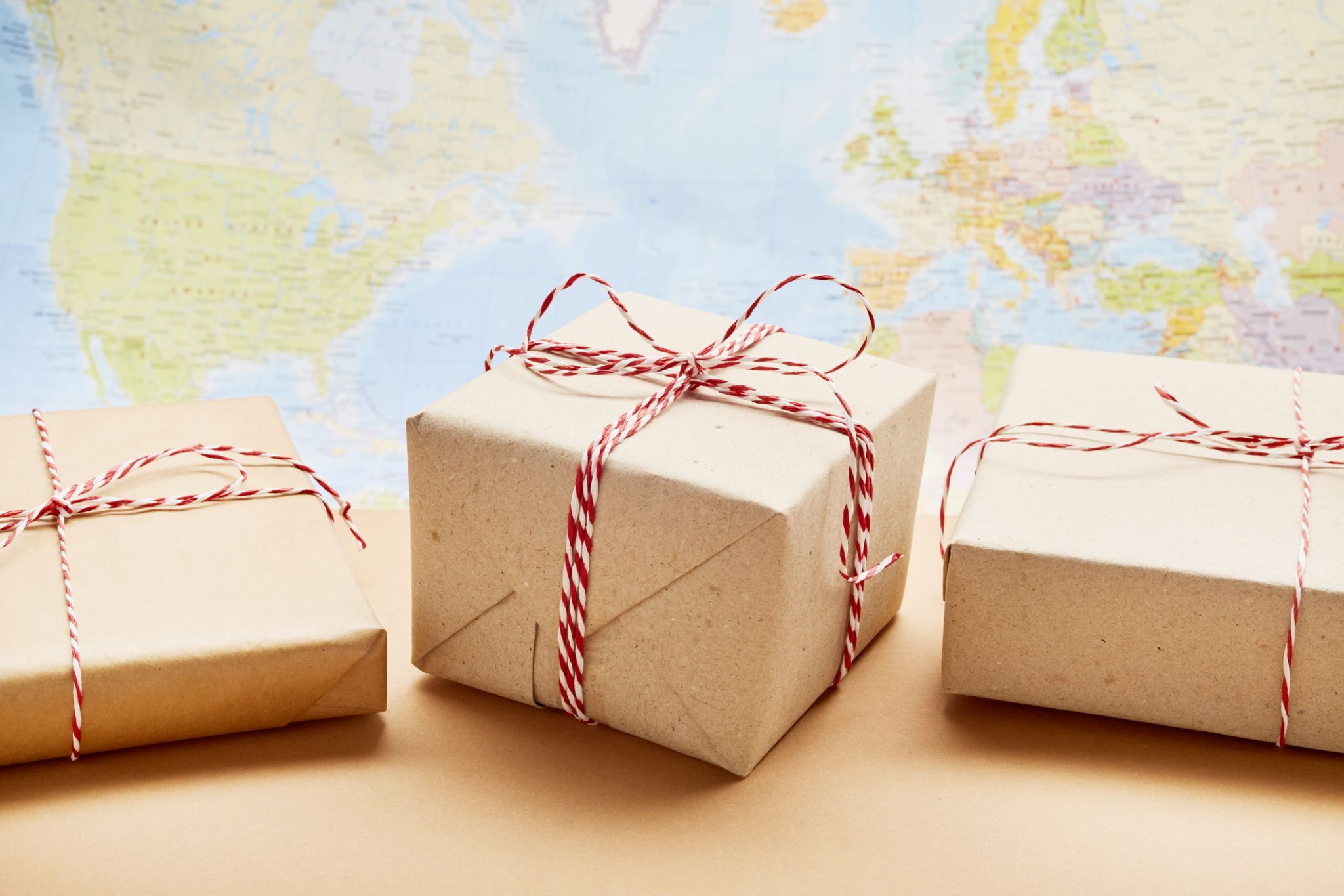 Ho! Ho! Hurry up and holiday shop - Vimarsana News