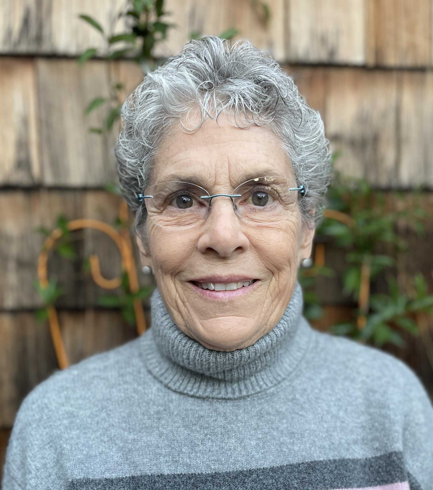 Meet the candidates: East Hampton Board of Finance race - Vimarsana News