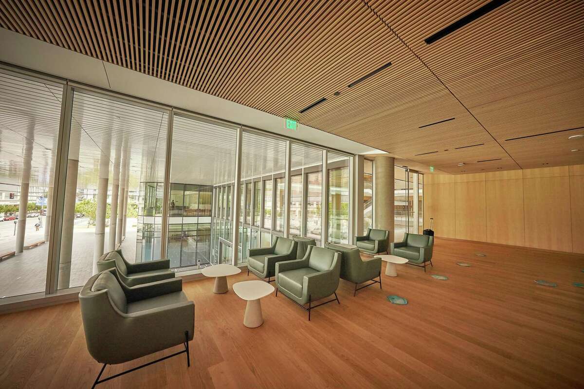 Inside the Joan and Sanford I. Weill Neurosciences Building at UCSF’s Mission Bay Campus.