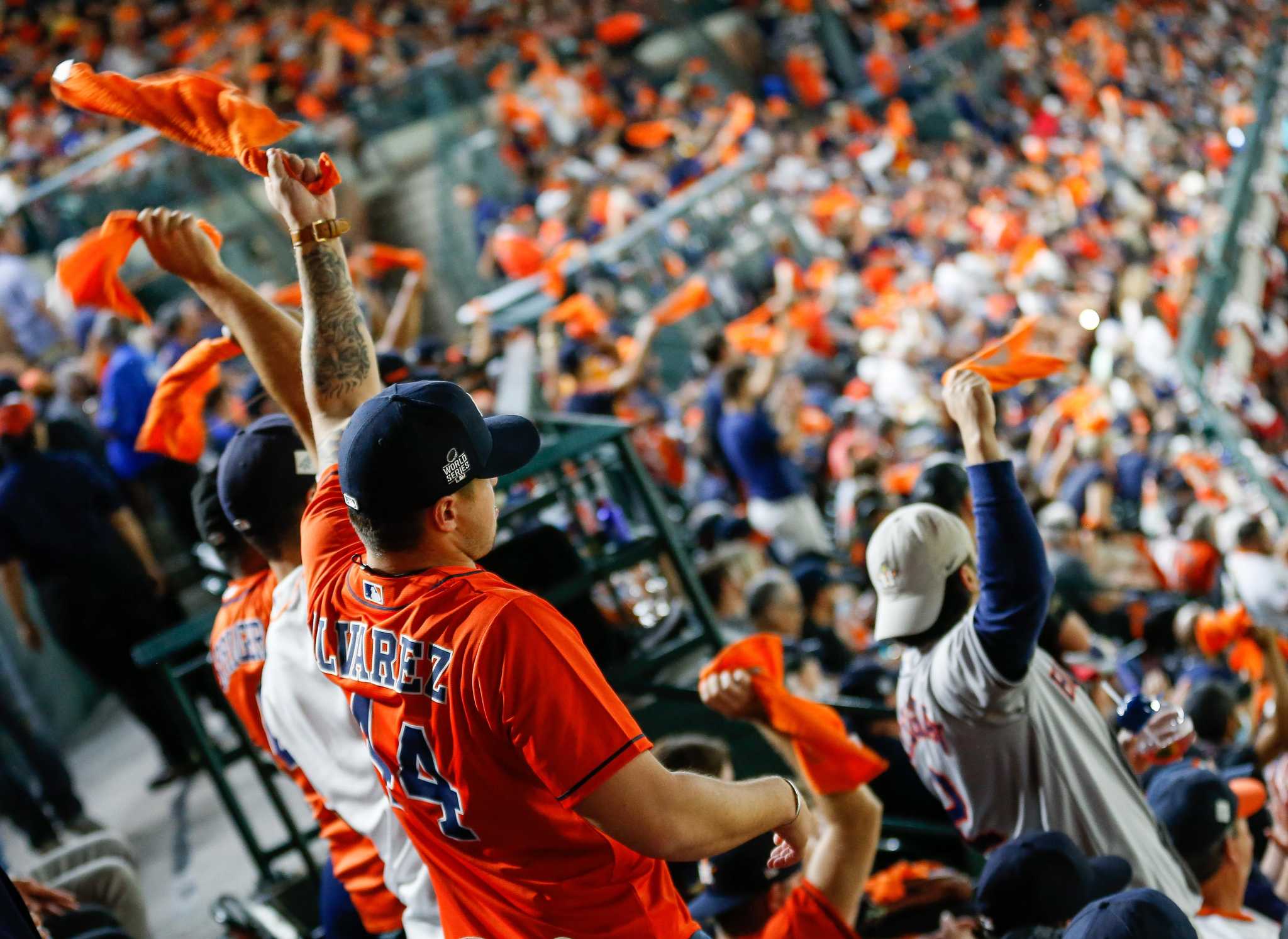 Houston Astros add two  'Just Walk Out' stores at Minute