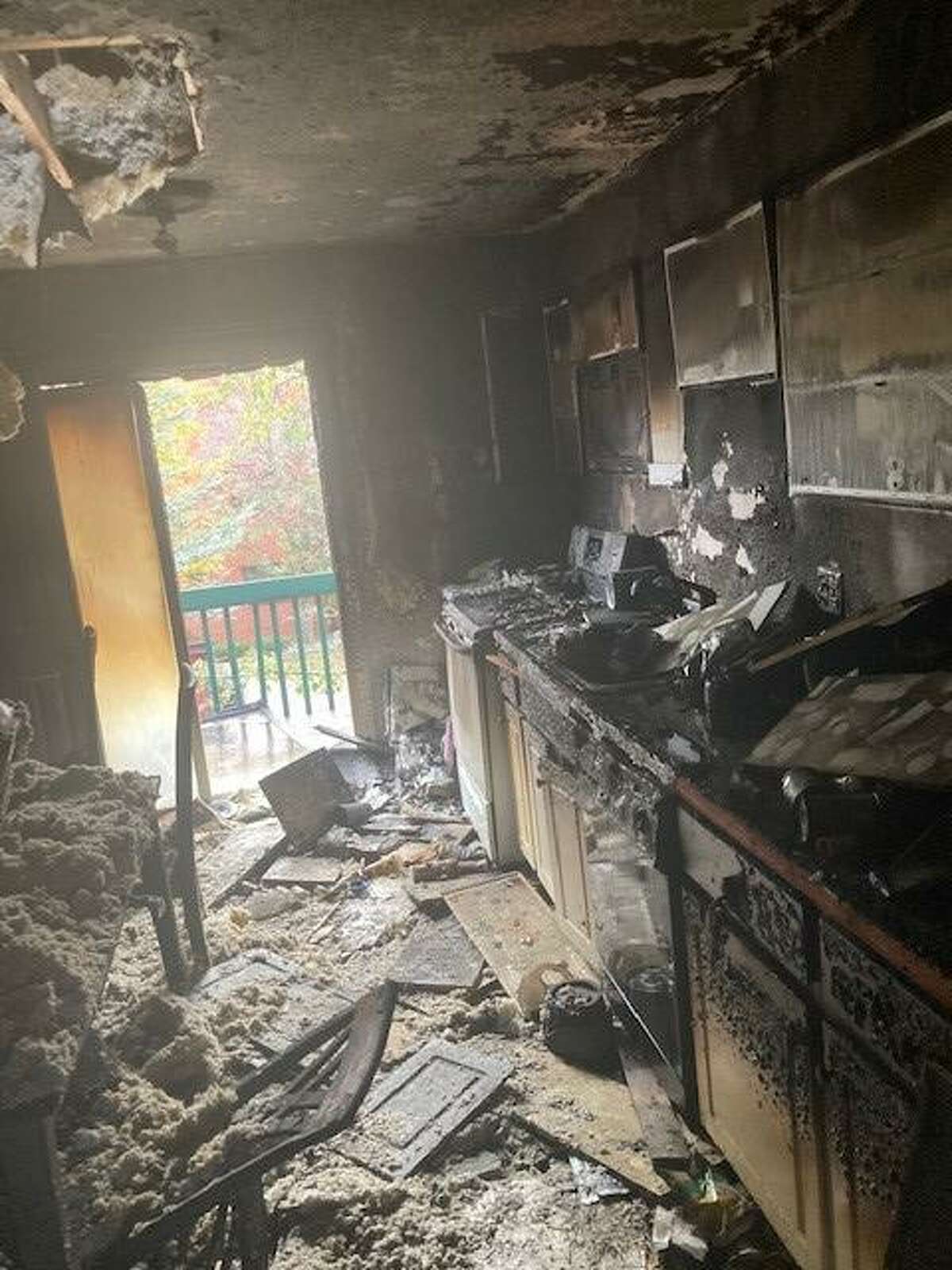 Fire marshal 2 rescued from Hamden apartment fire