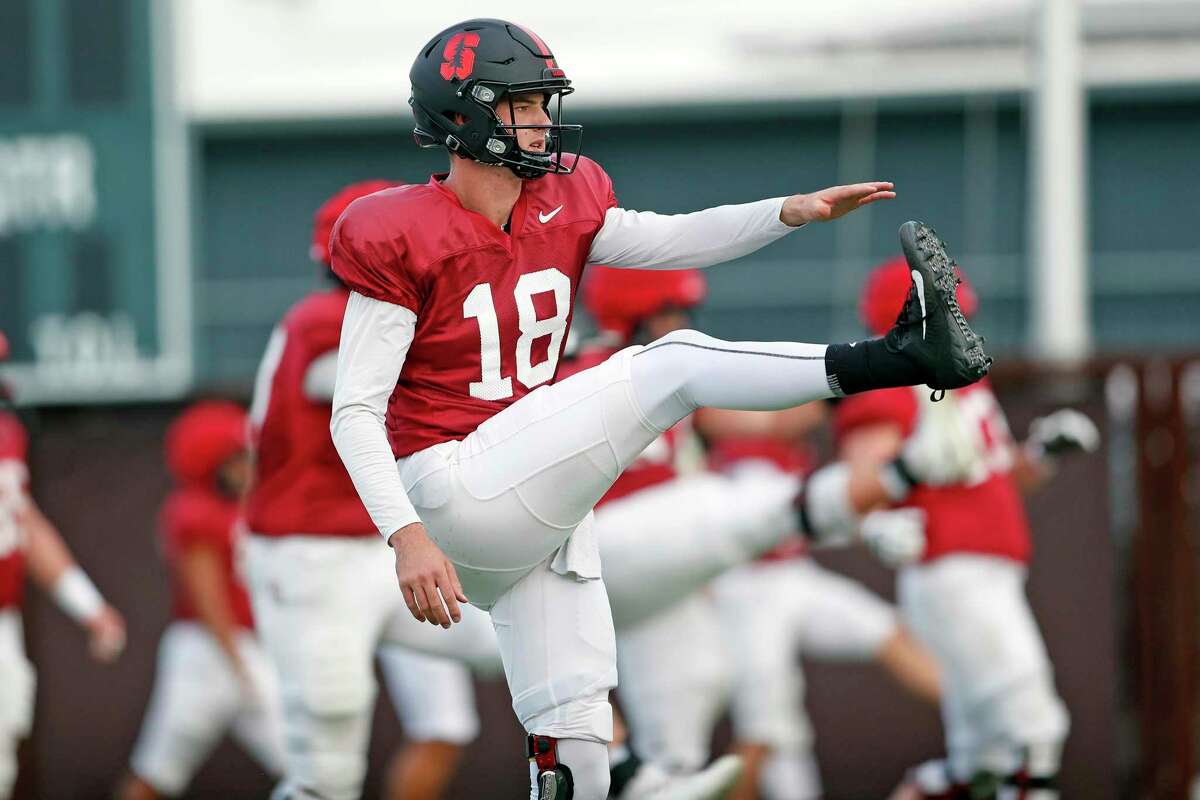 Stanford quarterback Tanner McKee during practice in Stanford, Calif., on Tuesday, October 26, 2021.