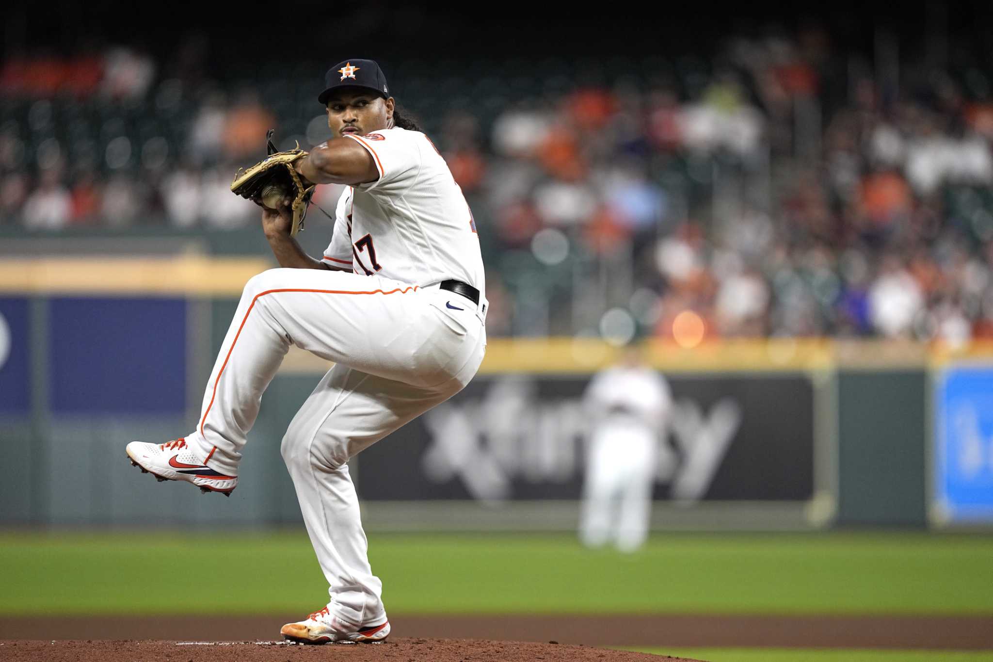 Astros' Luis Garcia puts 'rock the baby' pitch to sleep after