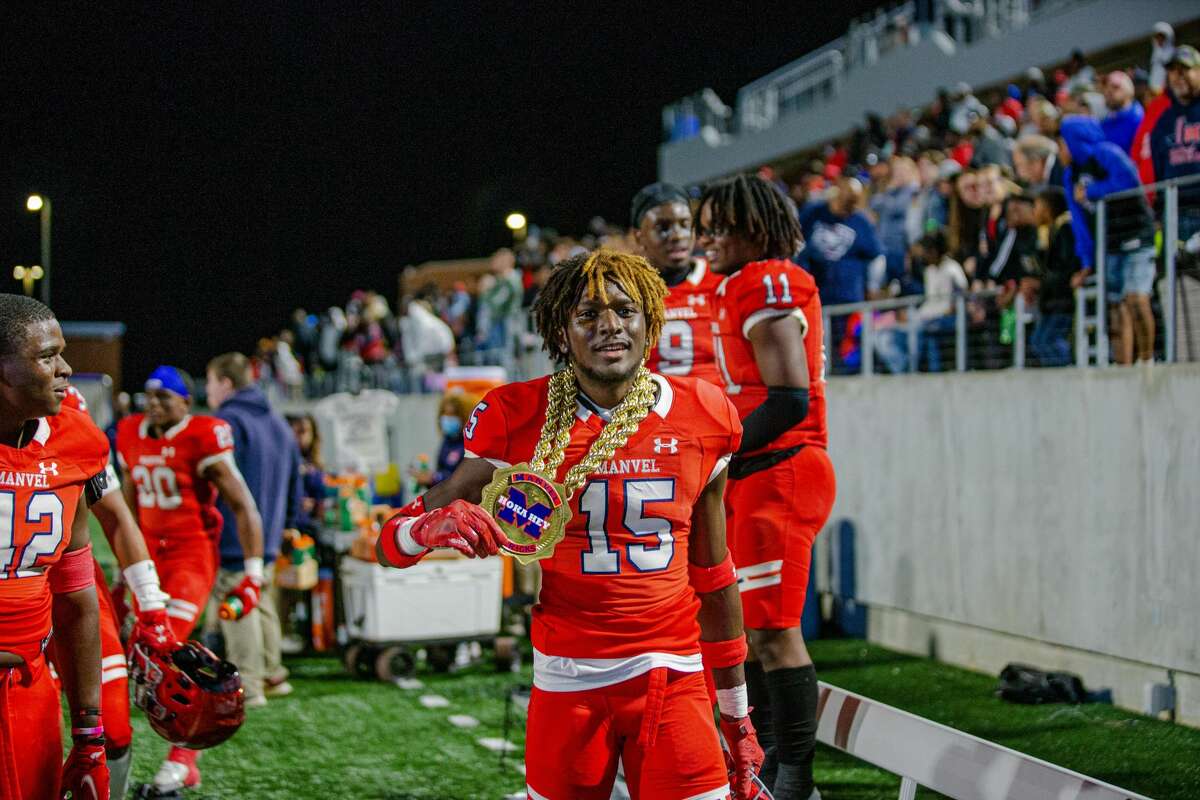 Friday night highlights: Manvel hands Paetow first loss