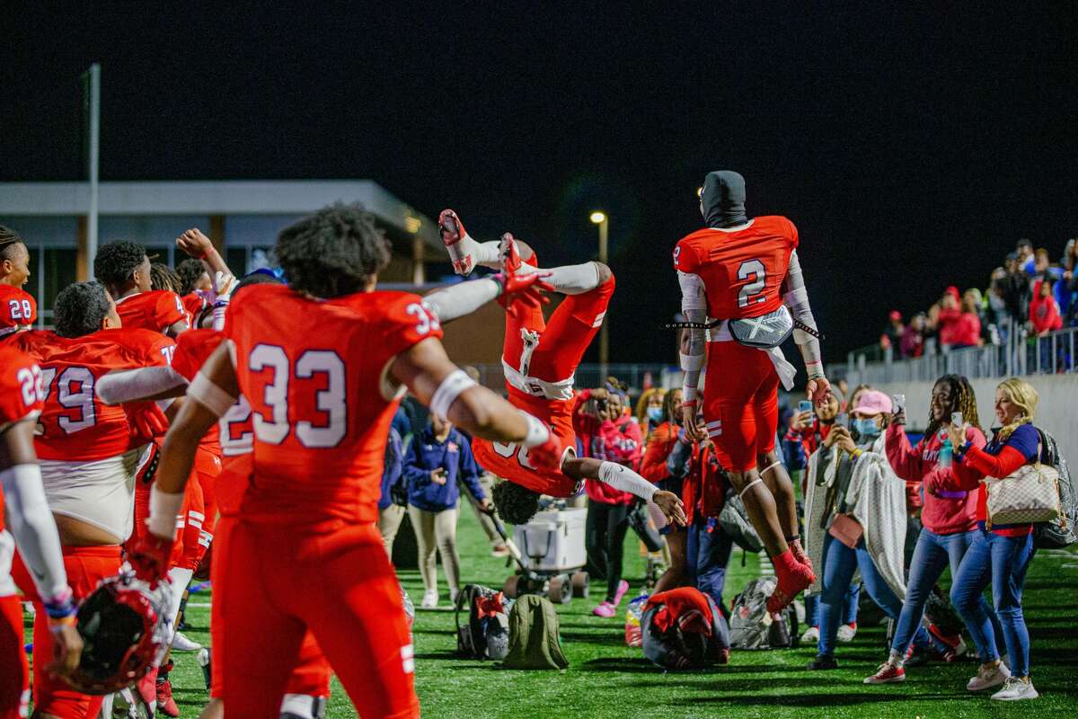 Friday night highlights Manvel hands Paetow first loss