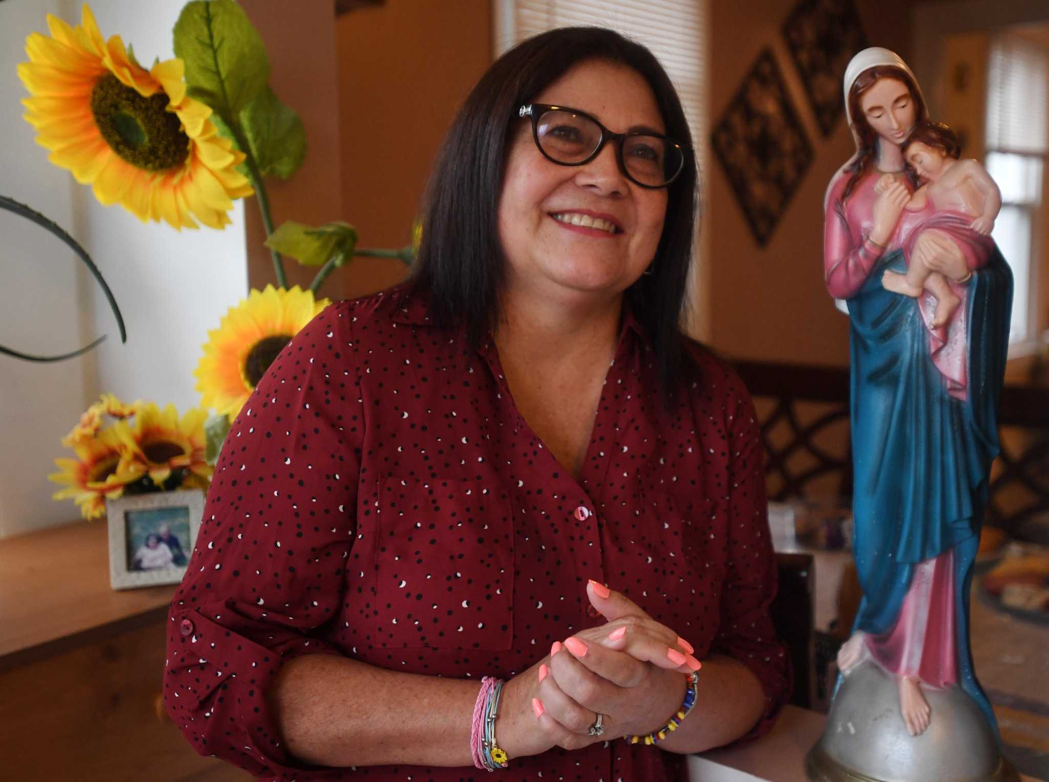 'In good hands': Early detection key for CT woman's breast cancer outcome - Vimarsana News