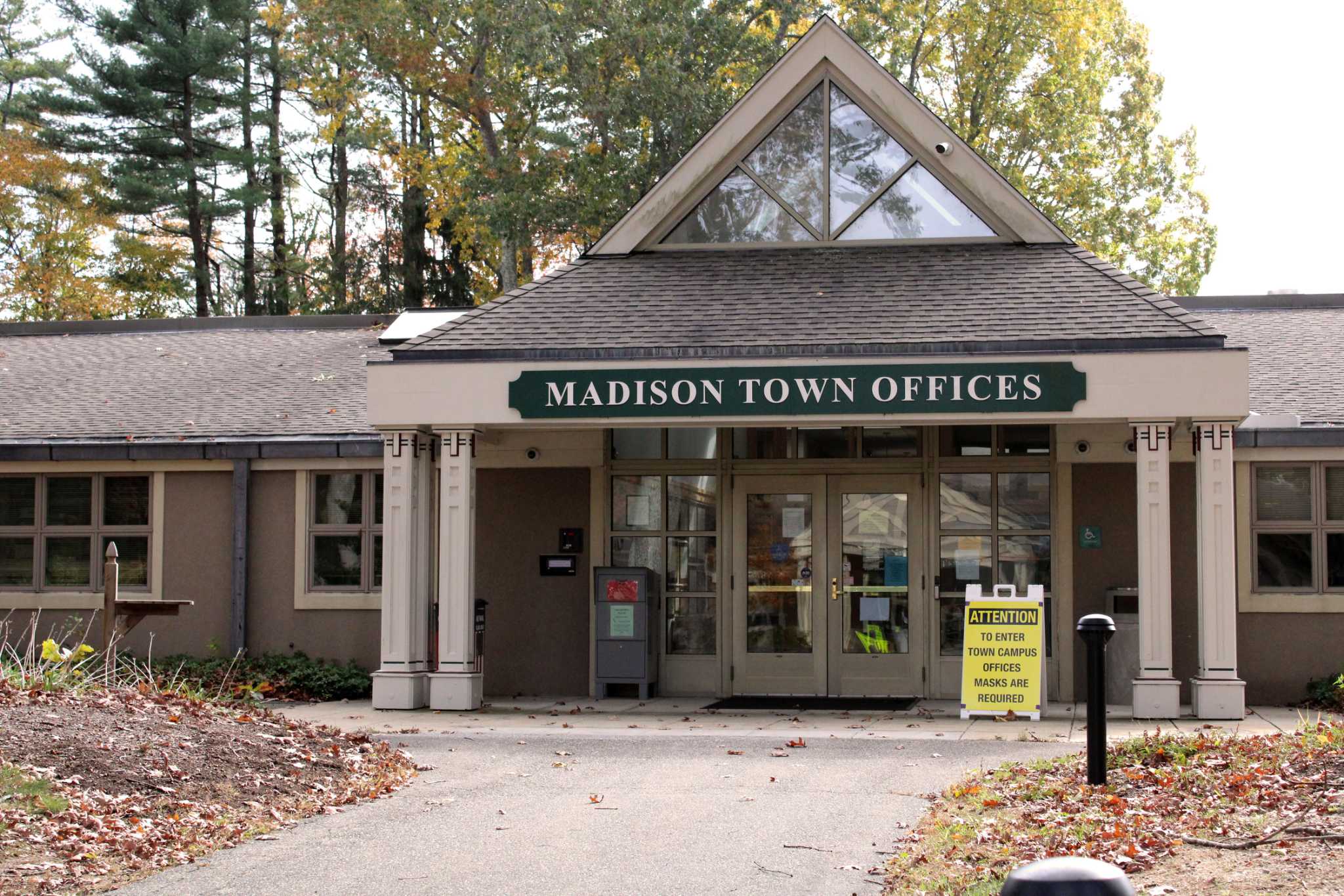 Madison sets town meeting on land purchase for schools plan - Vimarsana News