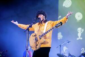 Light rain, cold weather didn&#8217;t stop the music on day two of Outside Lands 2021