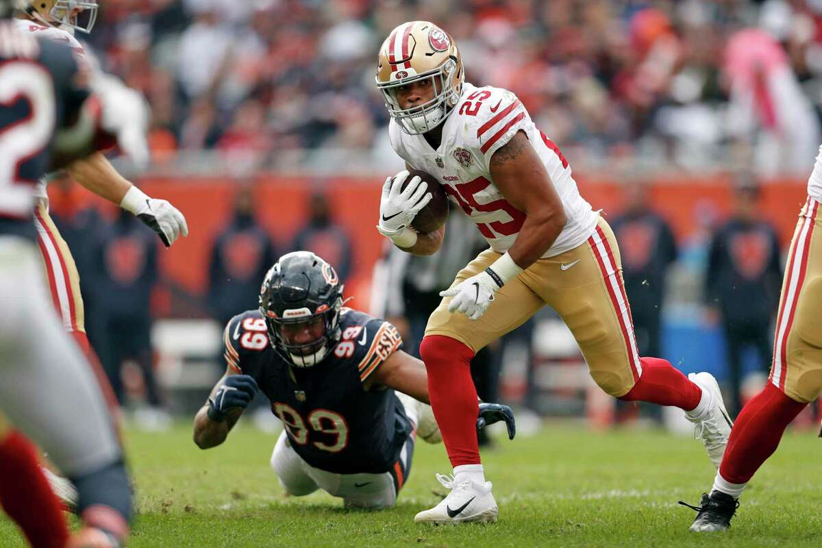 San Francisco 49ers running back Elijah Mitchell, who gained 137 yards against the Bears, injured his ribs and will be limited in practice this week.