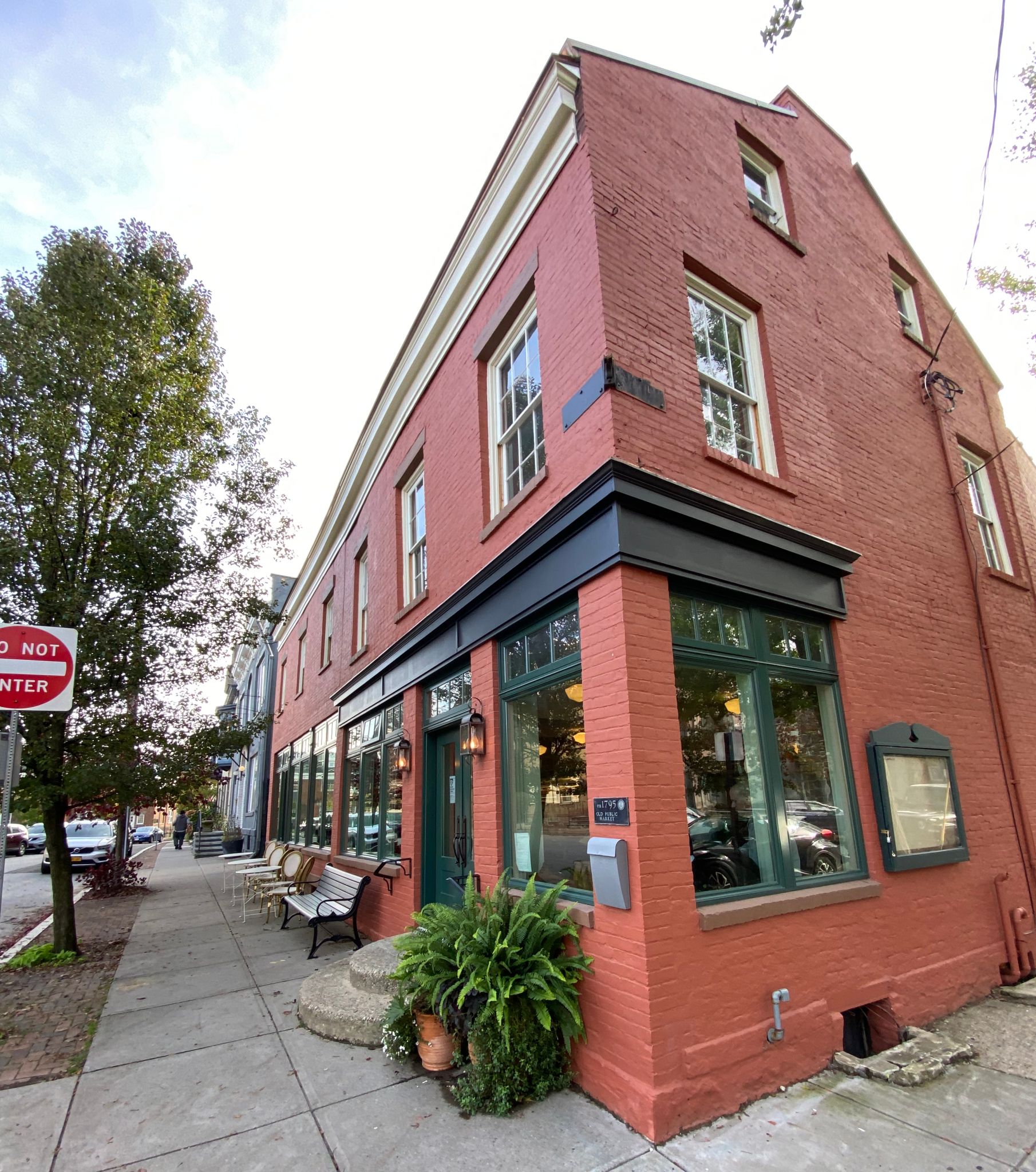 Critic's notebook: Charm abounds in revitalized Arthur's Market - Vimarsana News
