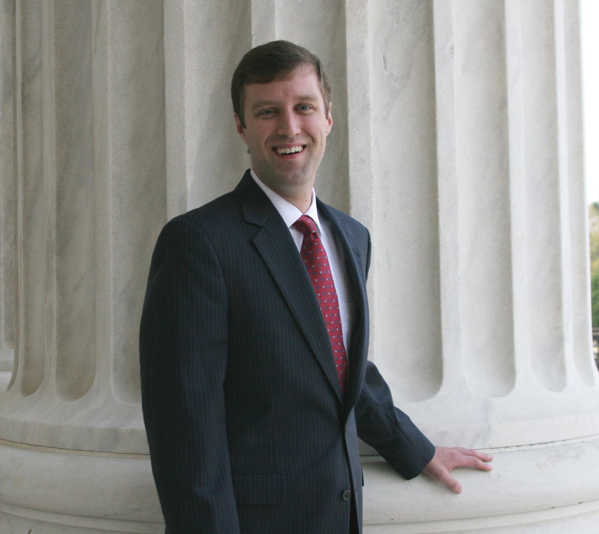 Gov. Abbott appoints Evan Young, former clerk to Justice Scalia, to Texas Supreme Court - Vimarsana News