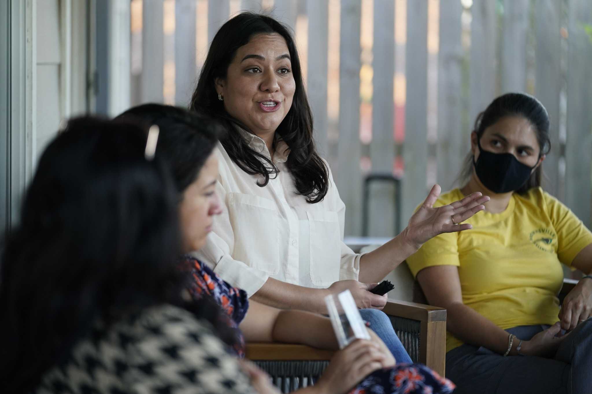 Democrat Rochelle Garza to run for Texas attorney general, ditching