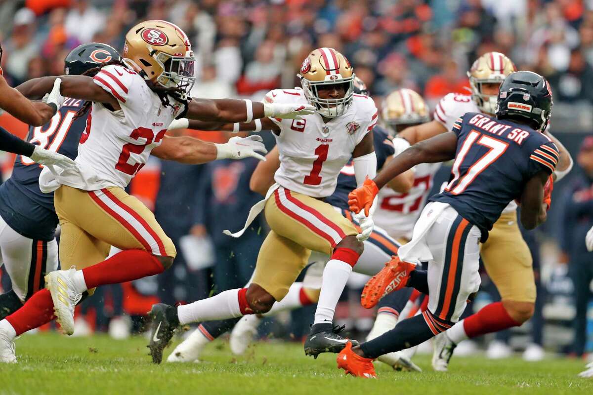 49ers safety Jimmie Ward (1) probably will miss one or two games after he sustained a quadriceps injury Sunday in Chicago.