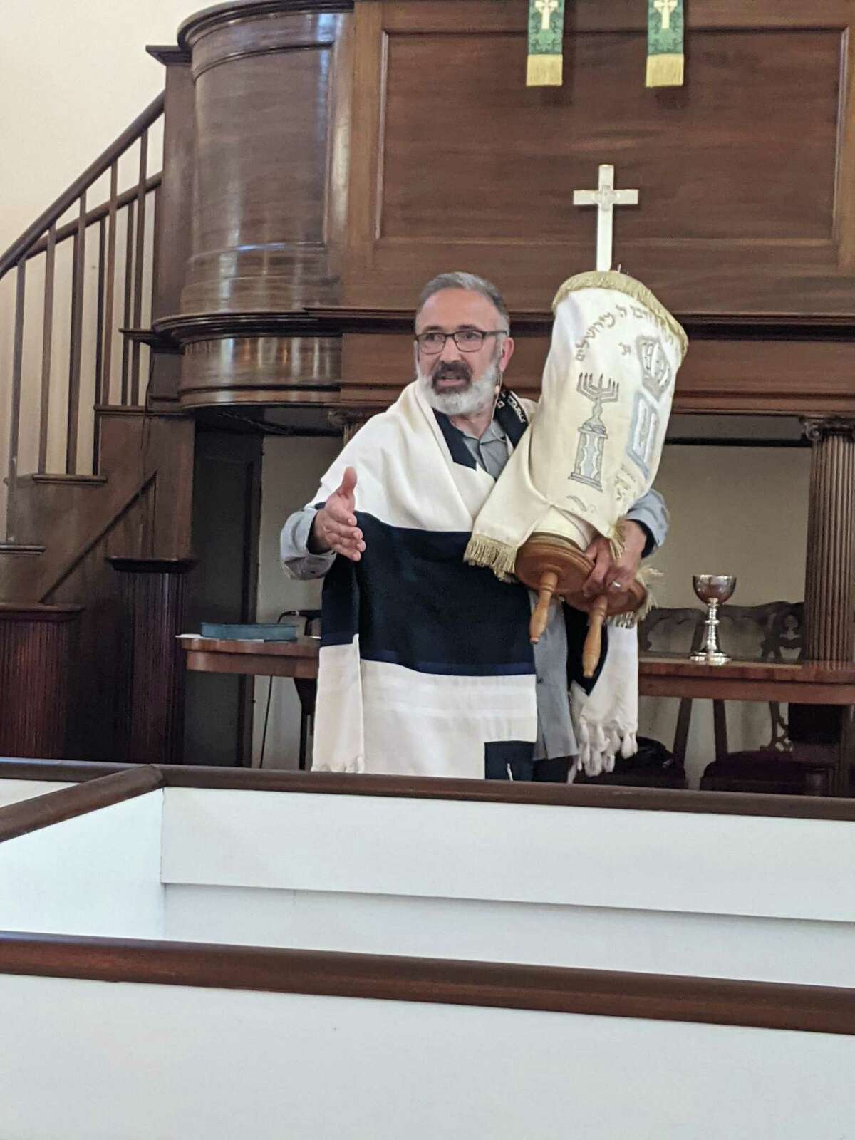Rabbi Peter Oliveira is the pastor of the First Congregational Church of Litchfield.