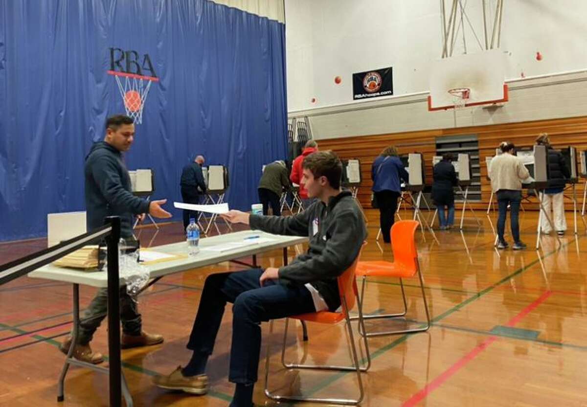 District III voters cast their ballots at Yanity Gym in Ridgefield. Tuesday, Nov. 2, 2021.