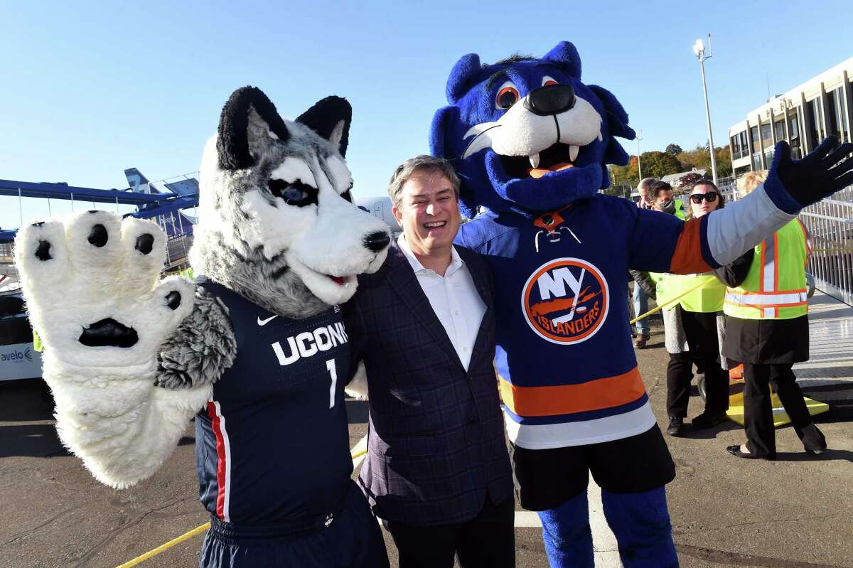 Avelo Airlines takes flight from Tweed New Haven to Orlando — and soon