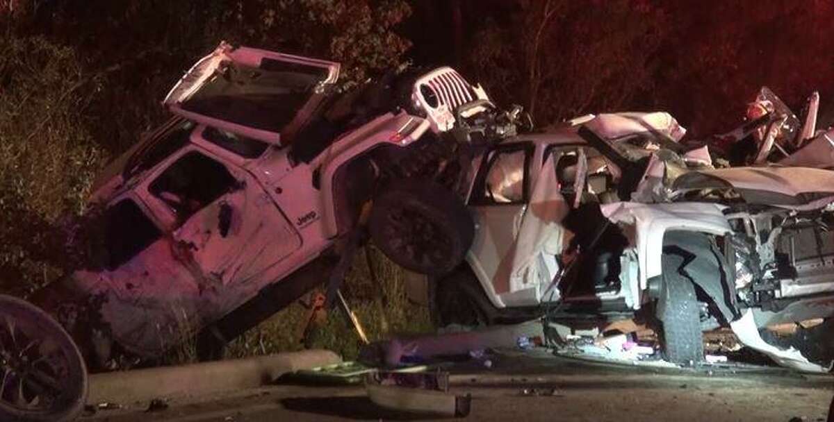 2-car crash leaves driver dead in Montgomery County