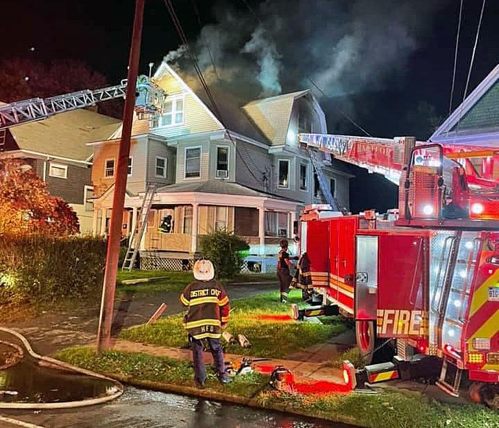 2 families displaced after fire at Hartford home