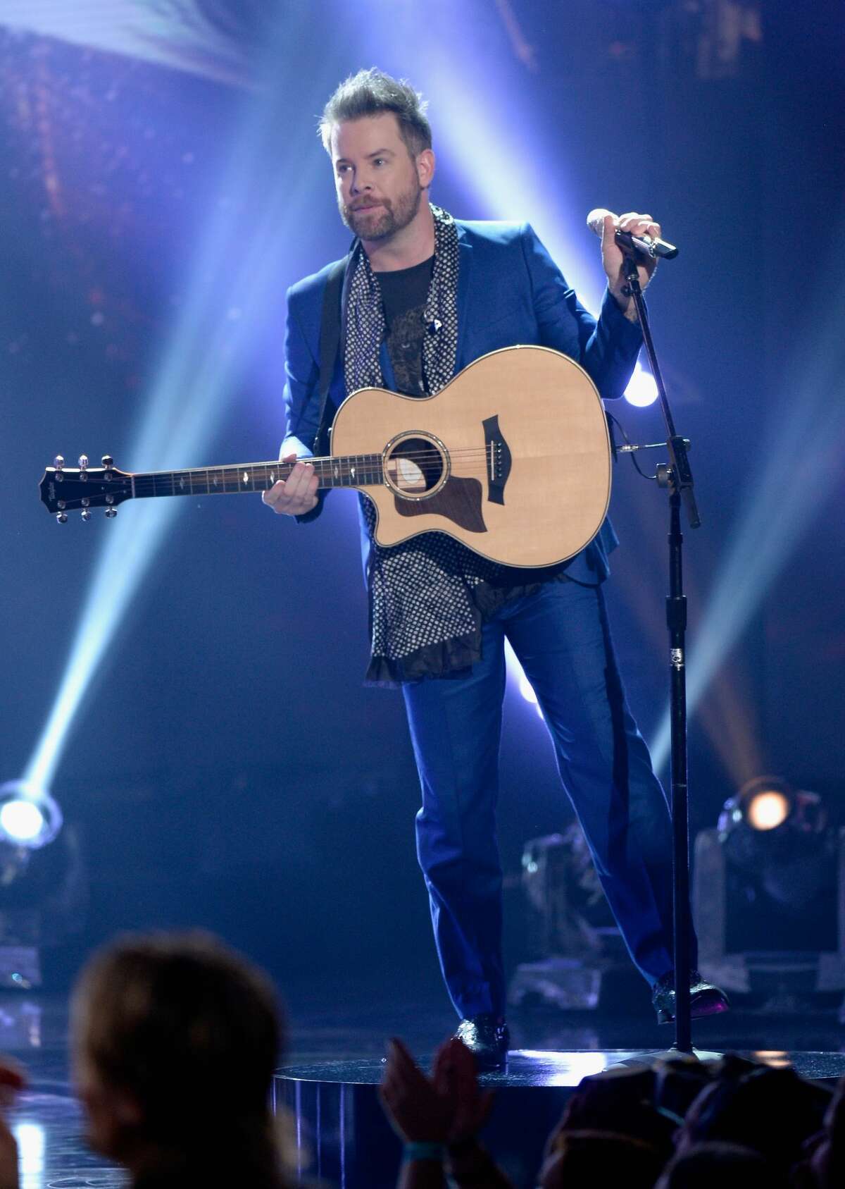 HOLLYWOOD, CALIFORNIA - APRIL 07: Recording artist David Cook performs onstage during FOX's "American Idol" Finale For The Farewell Season at Dolby Theatre on April 7, 2016 in Hollywood, California. at Dolby Theatre on April 7, 2016 in Hollywood, California. (Photo by Kevork Djansezian/Getty Images)