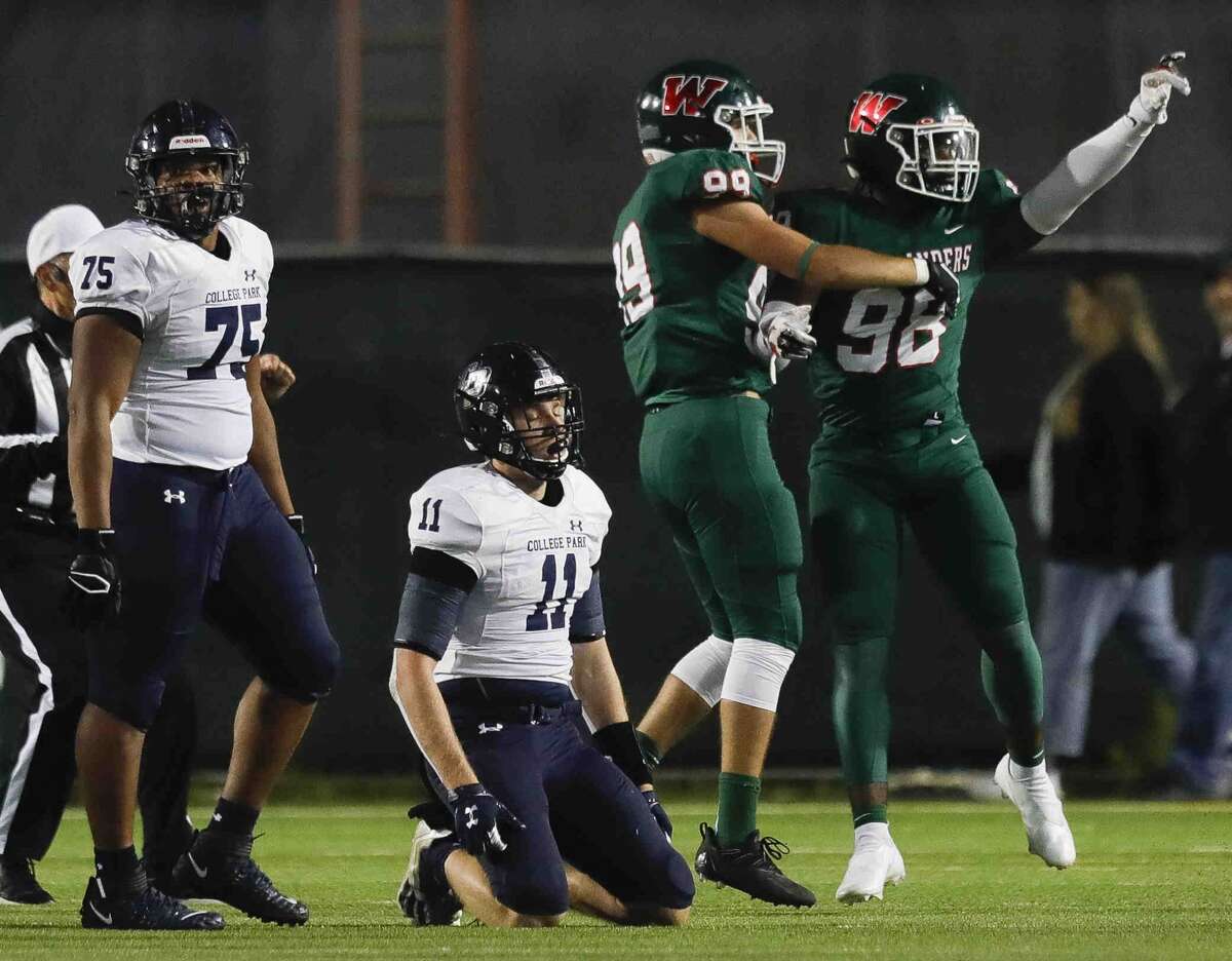 The Woodlands goes undefeated in district to earn 136A title