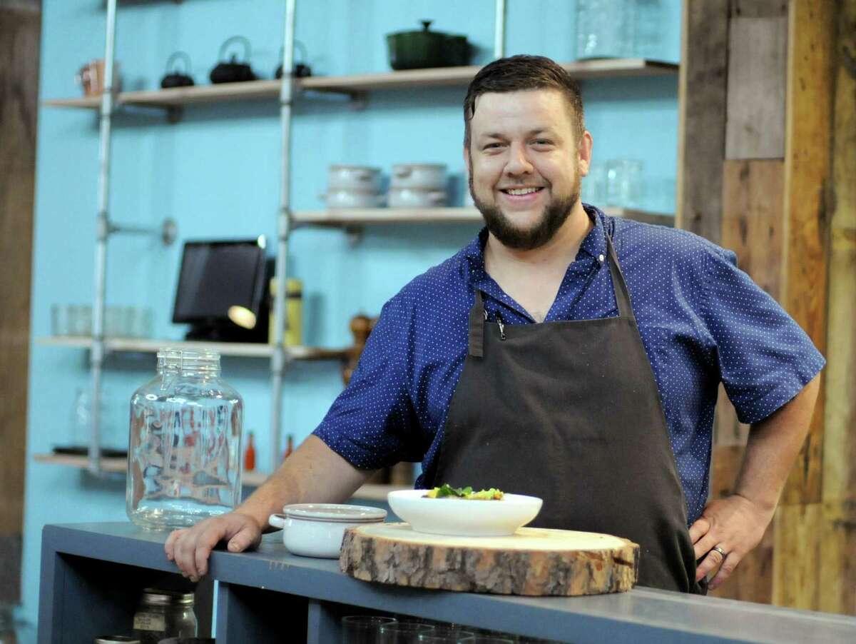 Chef PJ Edwards and his wife, Lindsey Edwards, will open Vintage Wine Bar & Specialty Foods at 555 W. Bitters Road, Suite 112, in The Alley on Bitters this winter.