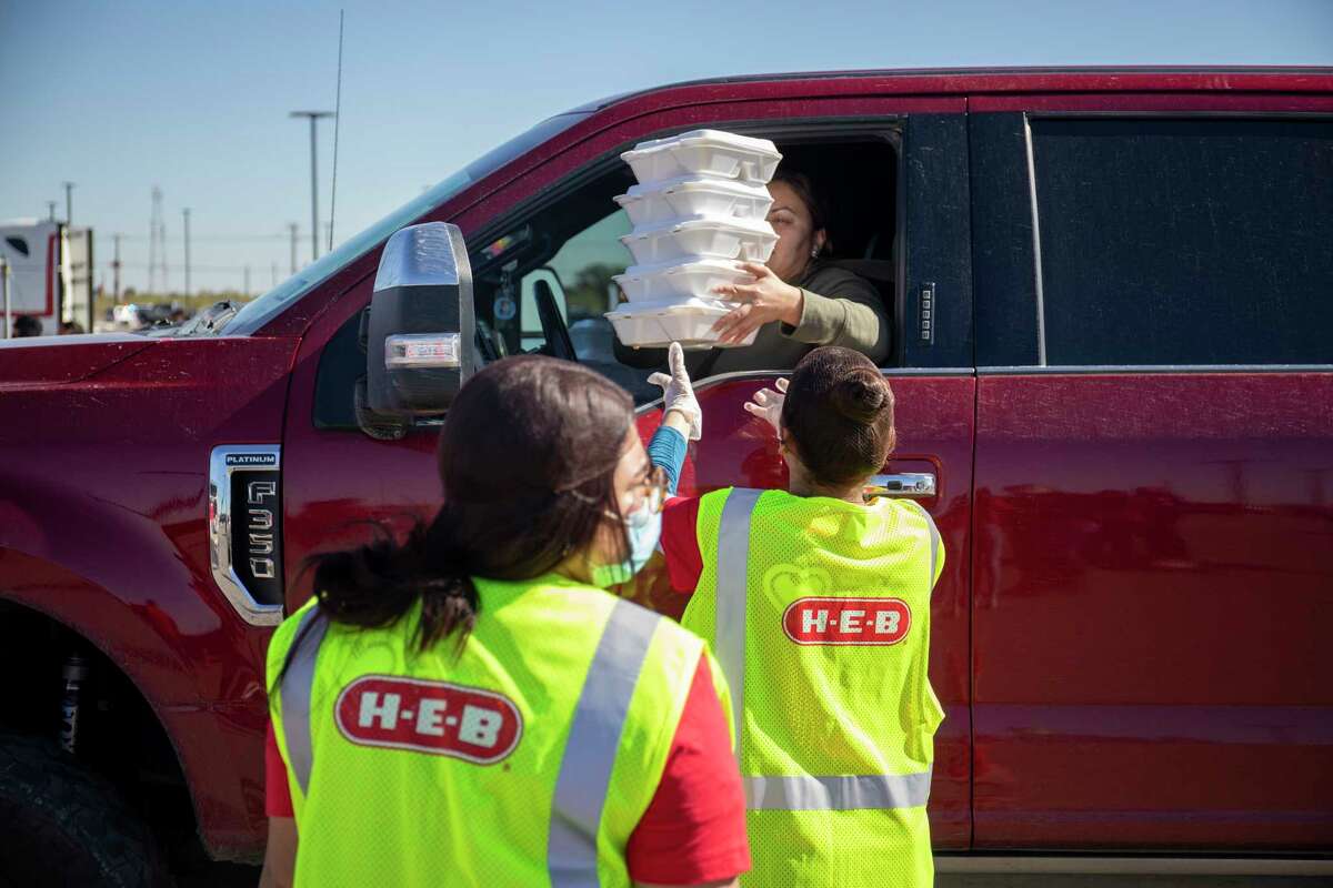 H-E-B Shares More Than 9,000 Meals During Annual Feast