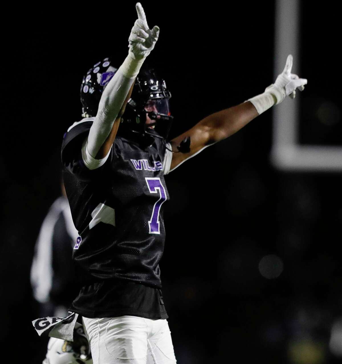 Willis defensive back Jadarius Brown (7) reacts after breaking up a pass intended for Conroe wide receiver Trashaun Kindle (2) during the first quarter of a District 13-6A high school football game, Friday, Nov. 5, 2021, in Willis.