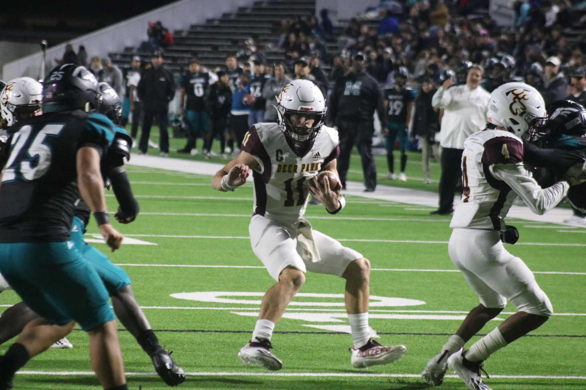 deer-park-concludes-perfect-run-to-district-22-6a-crown