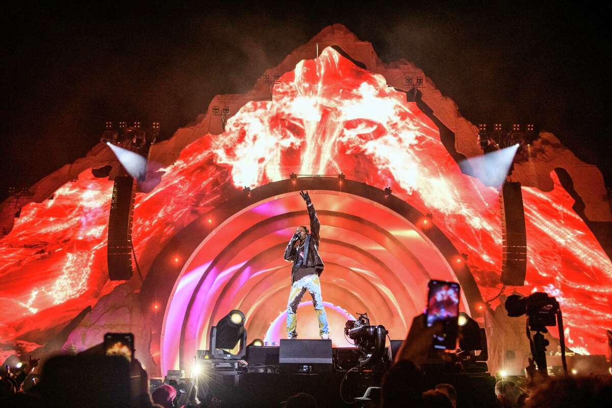 Travis Scott To Offer Full Refunds To All Astroworld Attendees Mental Health Counseling