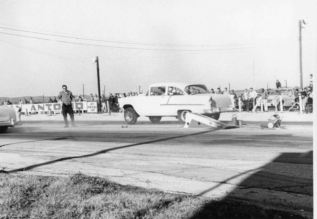San Antonio’s first drag strip offered fast and furious action