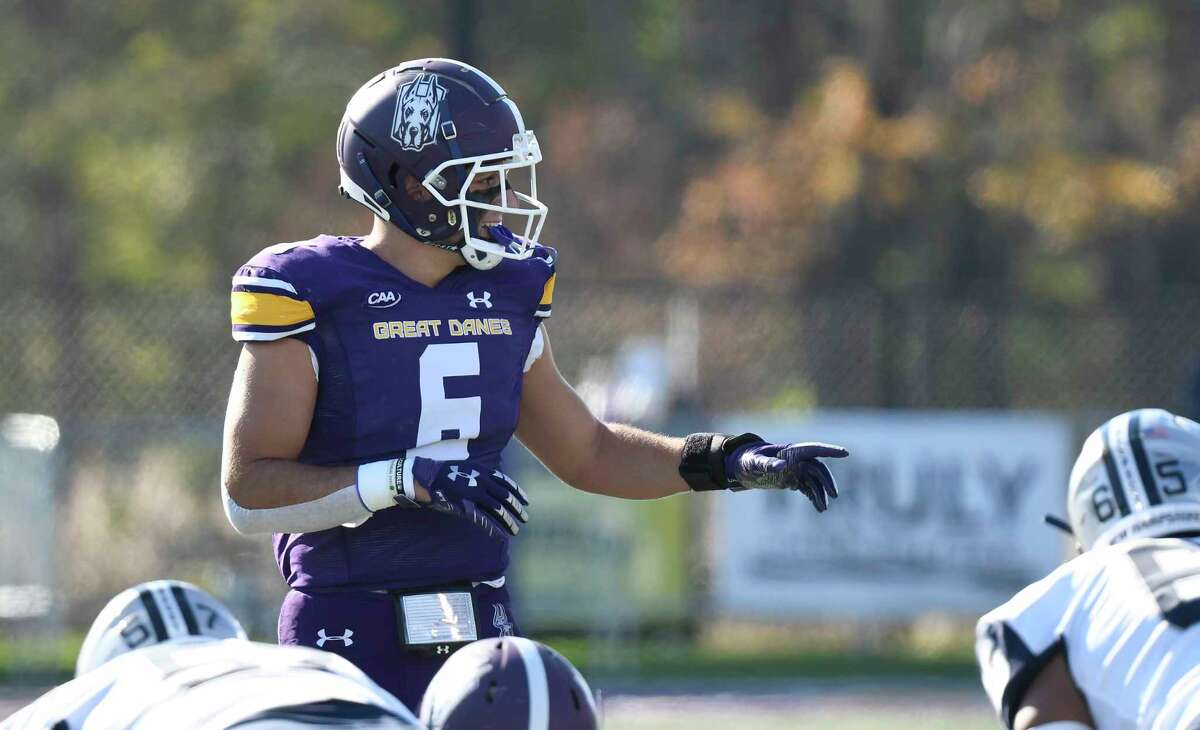 Albany linebacker Joe Casale (6) during an NCAA football game against New Hampshire Saturday, Nov. 6, 2021, in Albany, N.Y. He announced his intent to transfer on Thursday. (Hans Pennink/Special to the Times Union)