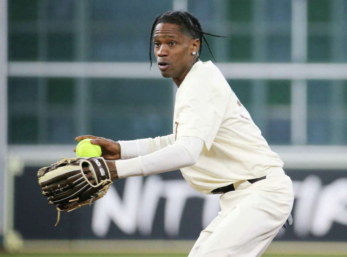 Travis Scott threw out the ceremonial first pitch at Minute Maid Park to  commemorate his Astros/New Era collaboration - The Hype Magazine